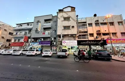 Apartment - 3 Bedrooms - 3 Bathrooms for rent in Manama Downtown - Manama - Capital Governorate