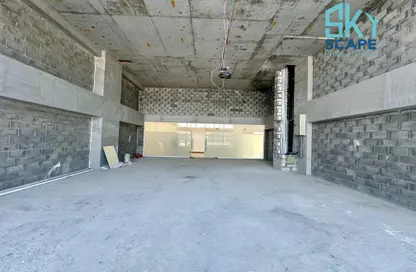 Retail - Studio - 2 Bathrooms for rent in Seef - Capital Governorate