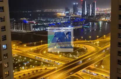 Apartment - 3 Bedrooms - 4 Bathrooms for rent in Abraj Al Lulu - Manama - Capital Governorate