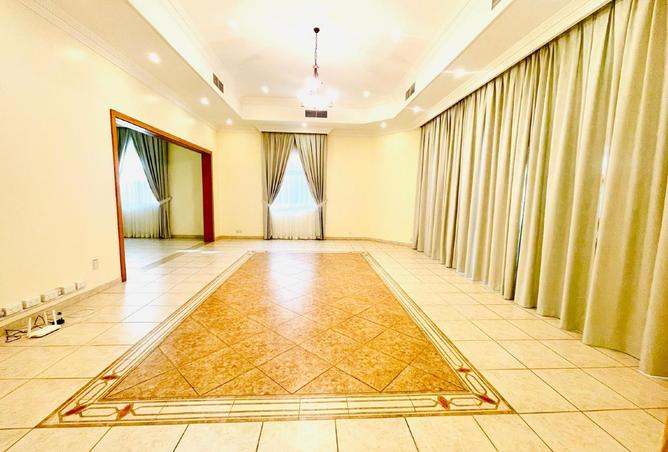 957936 - Property Image 3