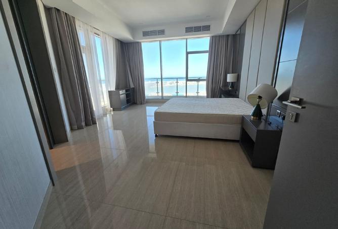 964116 - Property Image 2