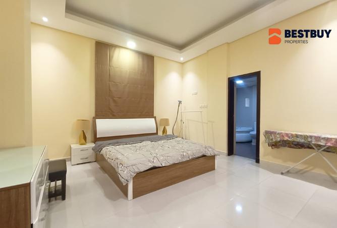 956938 - Property Image 2