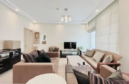 Apartment - 2 Bedrooms - 2 Bathrooms for rent in Al Juffair - Capital Governorate