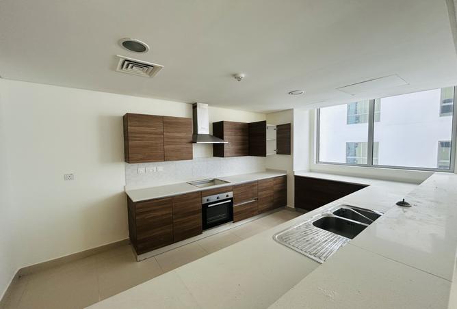 952537 - Property Image 2