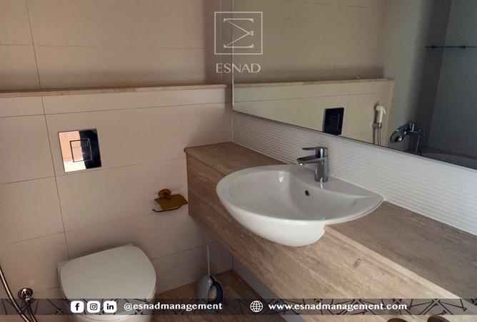 978765 - Property Image 3