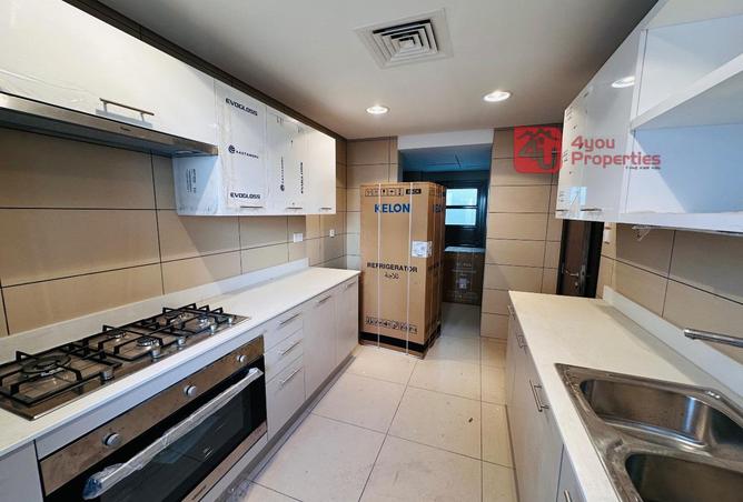 985543 - Property Image 3