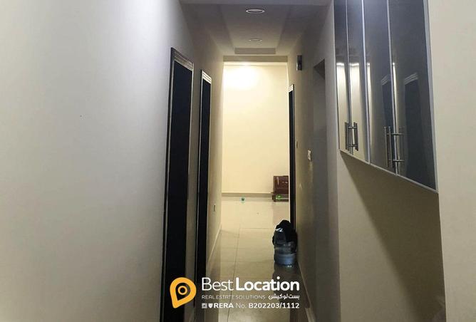 982558 - Property Image 3