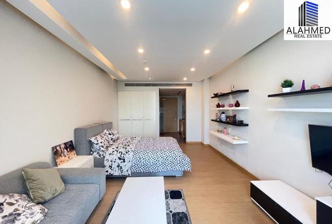 952131 - Property Image 2