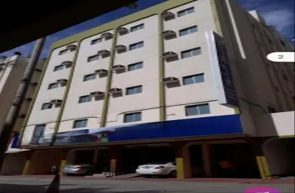 عمارة بالكامل - استوديو - 8 حمامات للبيع في الحورة - محافظة العاصمة