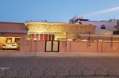 Villa - 3 Bedrooms - 5 Bathrooms for sale in Hidd - Muharraq Governorate