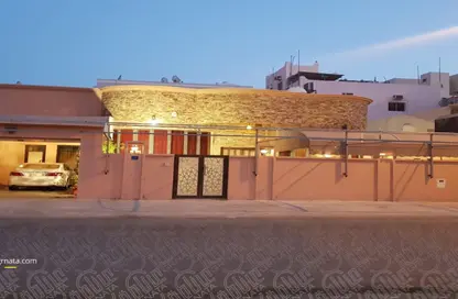 فيلا - 3 غرف نوم - 5 حمامات للبيع في الحد - المحرق
