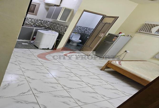905648 - Property Image 3