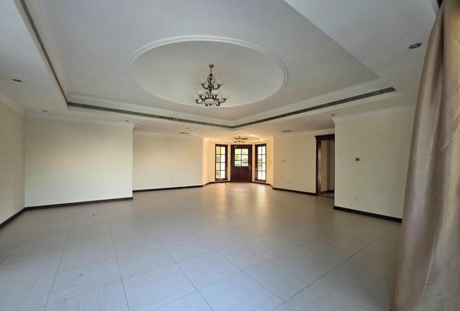 980452 - Property Image 2