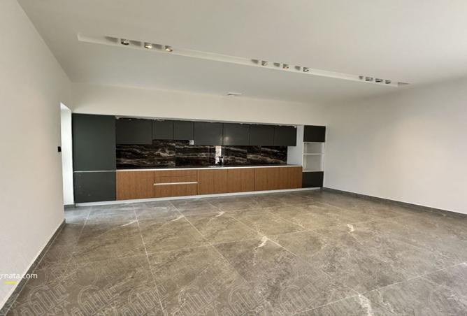 961642 - Property Image 3