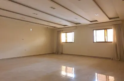 Apartment - 2 Bedrooms - 2 Bathrooms for rent in Hidd - Muharraq Governorate