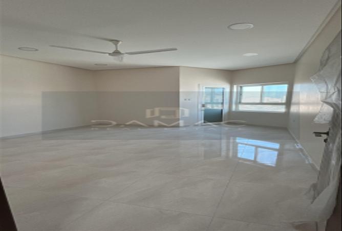 964946 - Property Image 3