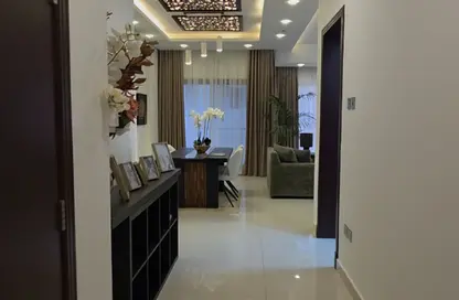 Apartment - 2 Bedrooms - 3 Bathrooms for rent in Hidd - Muharraq Governorate