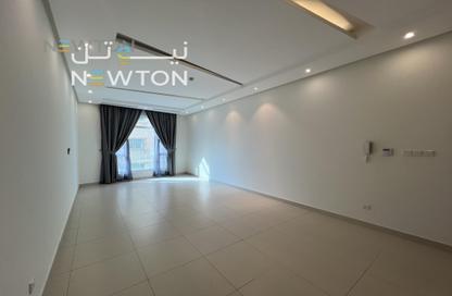 Apartment - 2 Bedrooms - 2 Bathrooms for rent in Sanabis - Manama - Capital Governorate