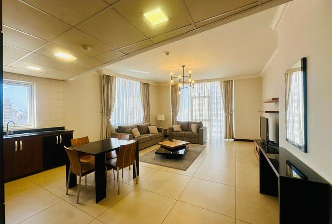 975313 - Property Image 2