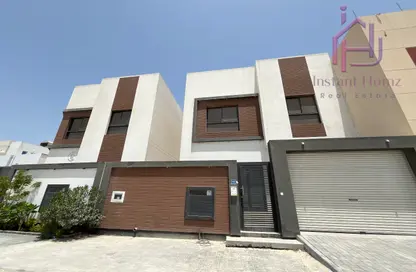 Villa - 5 Bedrooms - 6 Bathrooms for sale in Hamad Town - Northern Governorate
