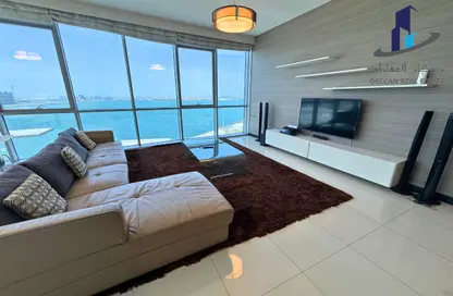 Apartment - 3 Bedrooms - 5 Bathrooms for rent in Al Juffair - Capital Governorate