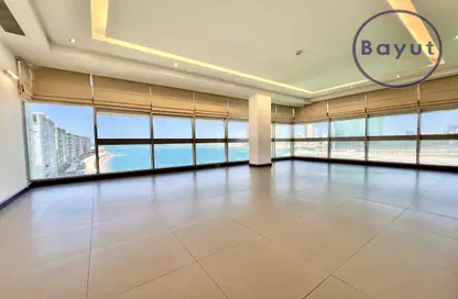 Empty Room image for: Apartment - 3 Bedrooms - 4 Bathrooms for rent in Reef Island - Capital Governorate, Image 1