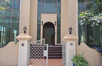 Apartment - 2 Bedrooms - 2 Bathrooms for rent in Zinj - Manama - Capital Governorate
