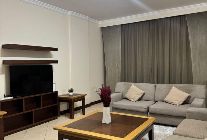 970589 - Property Image 2