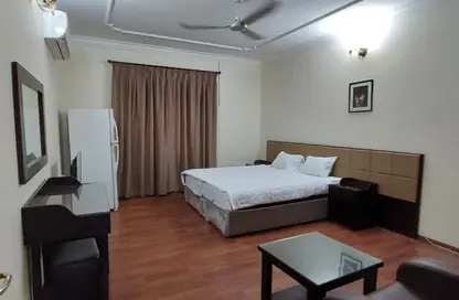 Apartment - Studio - 1 Bathroom for rent in Al Juffair - Capital Governorate