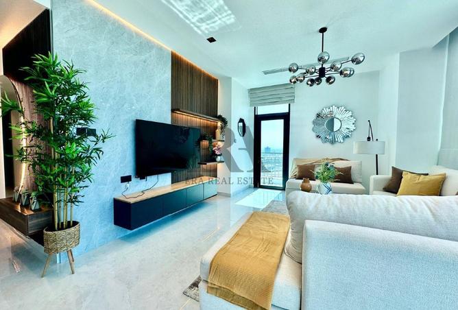 987228 - Property Image 3