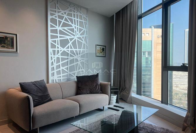 977112 - Property Image 2