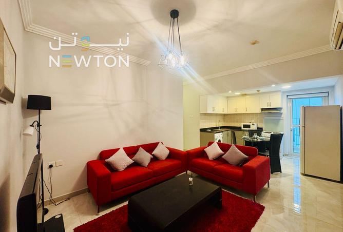 984395 - Property Image 2