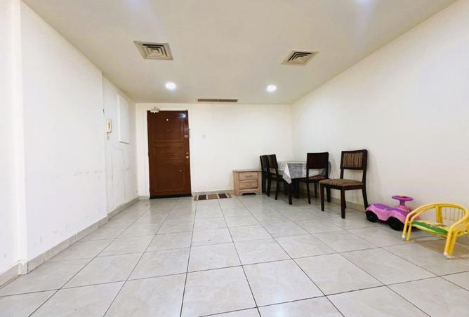 985540 - Property Image 3