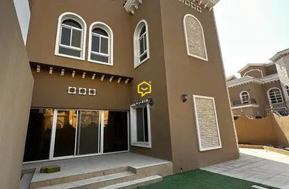 فيلا - 4 غرف نوم - 4 حمامات للبيع في الجنبية - المحافظة الشمالية