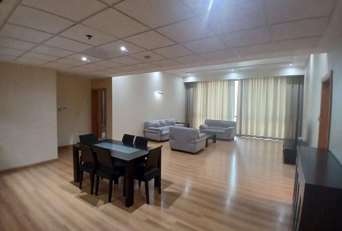 961919 - Property Image 2