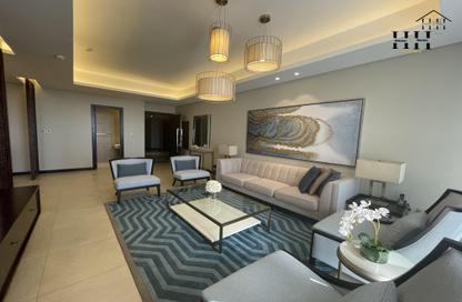 Apartment - 3 Bedrooms - 3 Bathrooms for rent in Al Juffair - Capital Governorate