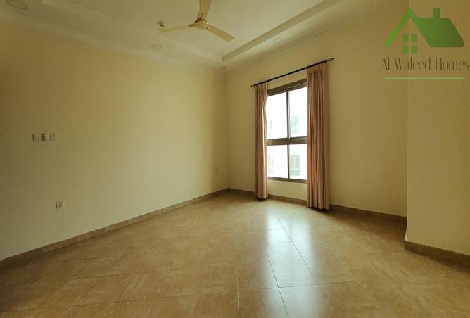 726166 - Property Image 3
