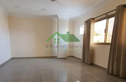 Apartment - 2 Bedrooms - 2 Bathrooms for rent in Hidd - Muharraq Governorate