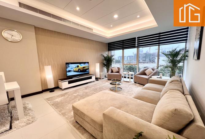 982087 - Property Image 2