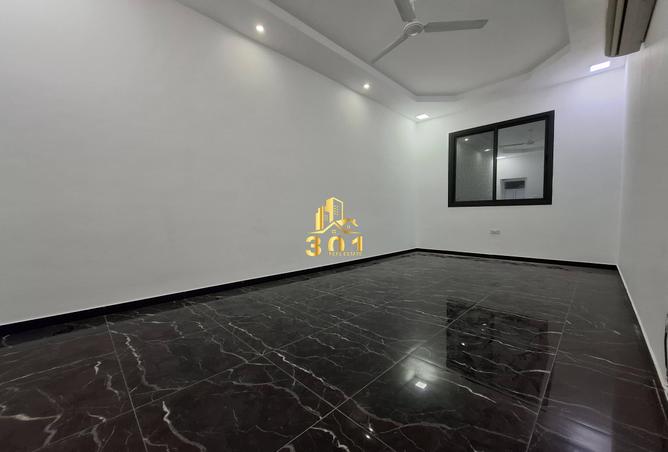 952993 - Property Main Image