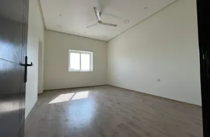 Apartment - 2 Bedrooms - 2 Bathrooms for rent in Tubli - Central Governorate