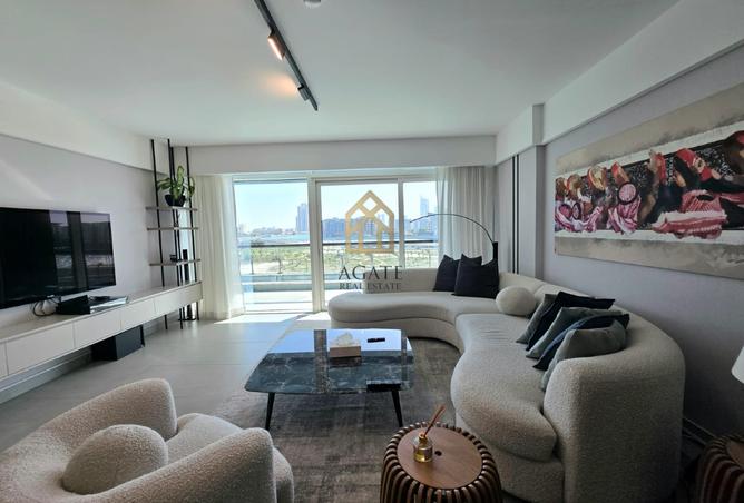 962087 - Property Main Image