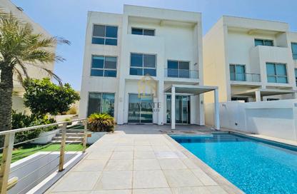 Villa - 4 Bedrooms - 4 Bathrooms for rent in Dilmunia Island - Muharraq Governorate