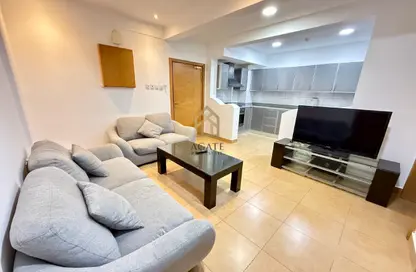 Apartment - 2 Bedrooms - 2 Bathrooms for rent in Amwaj Avenue - Amwaj Islands - Muharraq Governorate