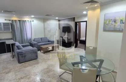 Apartment - 2 Bedrooms - 2 Bathrooms for rent in Sanabis - Manama - Capital Governorate