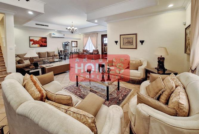 957330 - Property Image 3