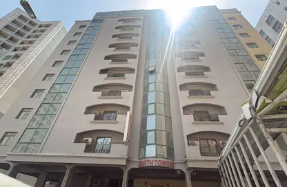 Apartment - 3 Bedrooms - 3 Bathrooms for rent in Busaiteen - Muharraq Governorate