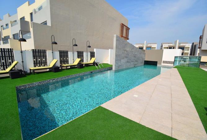 957486 - Property Image 2