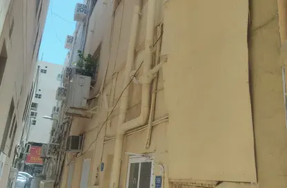 عمارة بالكامل - 8 غرف نوم - 6 حمامات للبيع في القضيبية - المنامة - محافظة العاصمة