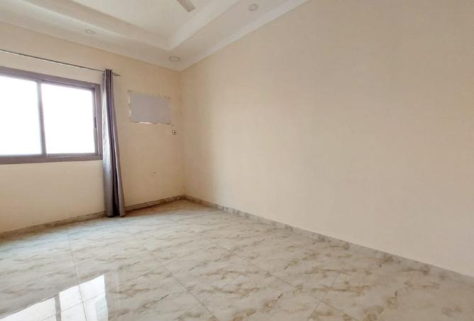 962641 - Property Image 2